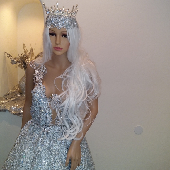 "HEIRESS" Silver Sequin Crystal Lace Wedding Ballgown Set - Picture 10 of 17